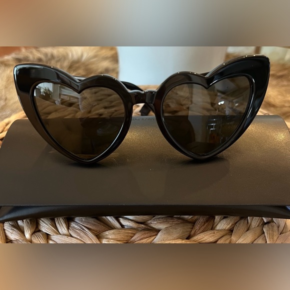 NWT SAINT LAURENT LOU LOU HEART SUNGLASSES ❤️ - Picture 3 of 7
